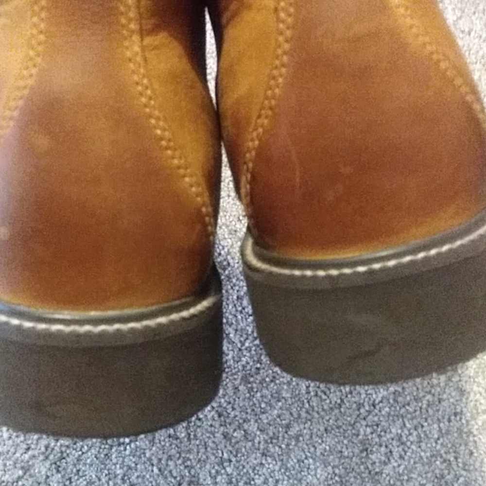 Boots - Picture 3 of 8